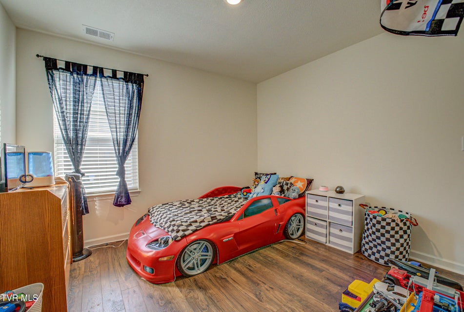 Photo #13: 1048 Persimmon Hollow