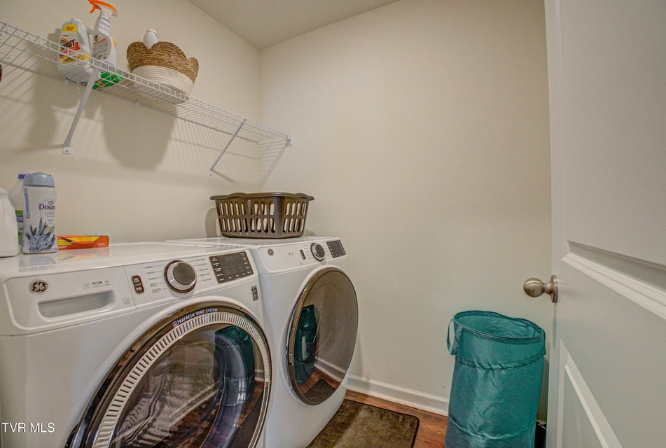 Photo #16: 1048 Persimmon Hollow