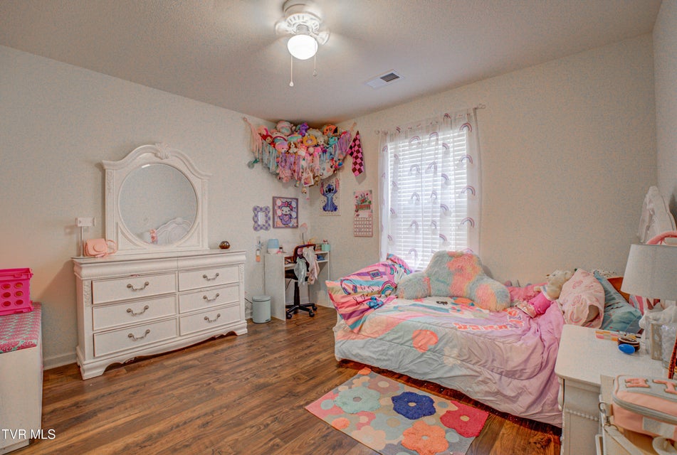 Photo #18: 1048 Persimmon Hollow