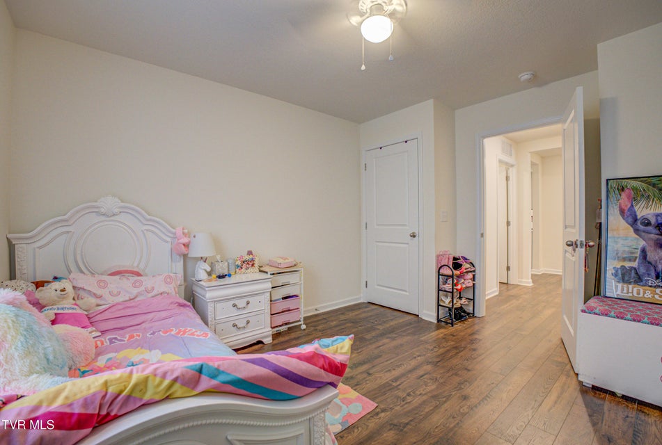 Photo #19: 1048 Persimmon Hollow