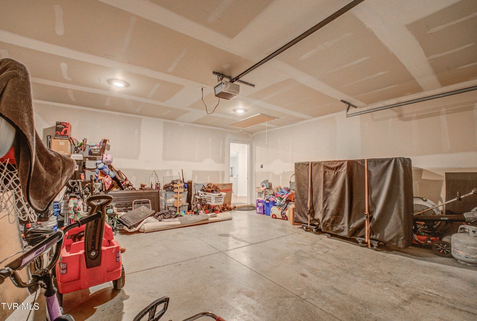 Photo #54: 1048 Persimmon Hollow