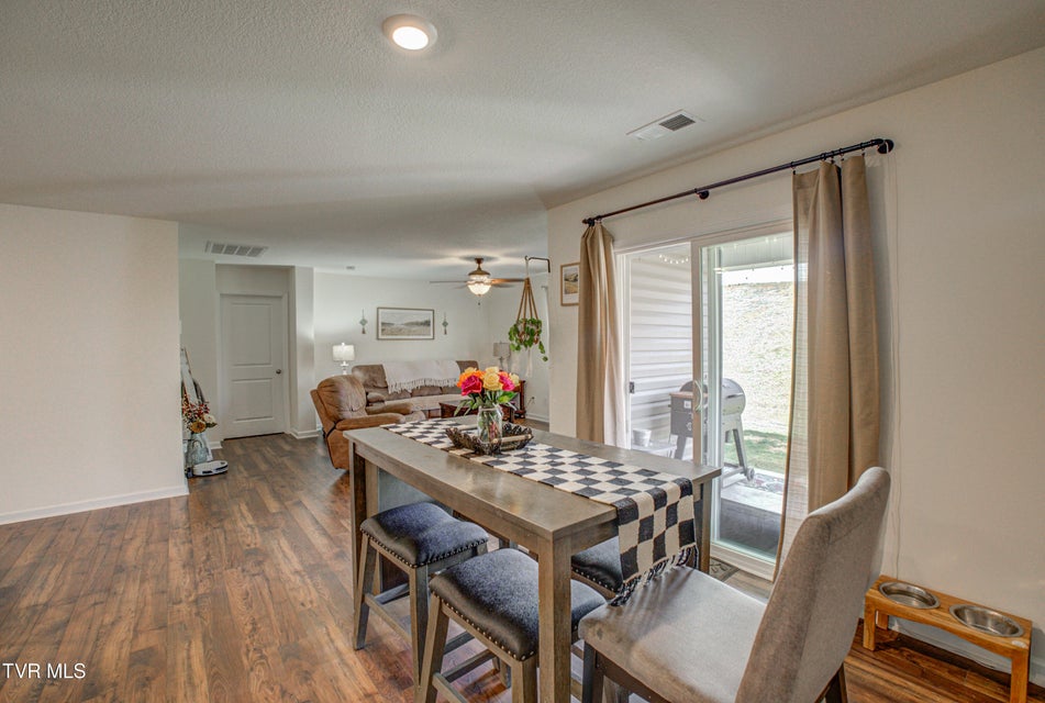 Photo #33: 1048 Persimmon Hollow