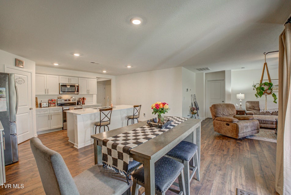 Photo #35: 1048 Persimmon Hollow