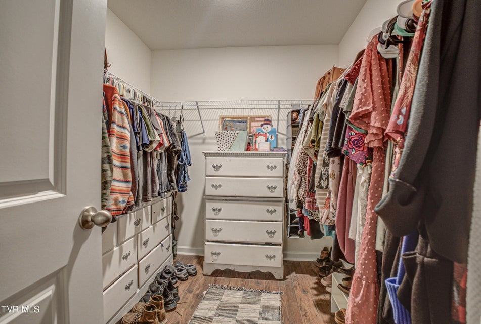 Photo #45: 1048 Persimmon Hollow