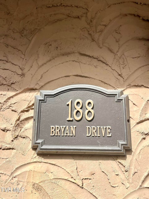 Photo #3: 188 Bryan Drive