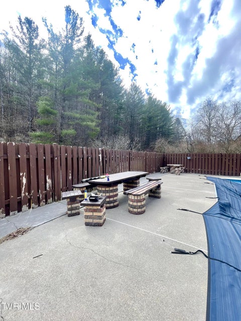 Photo #35: 188 Bryan Drive