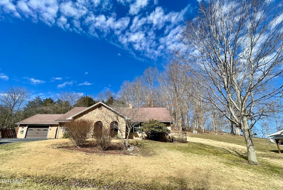 Photo #48: 188 Bryan Drive