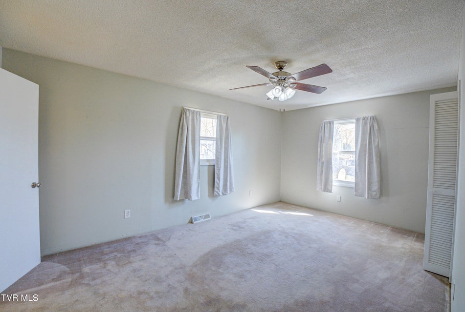 Photo #24: 1806 Dellwood Circle