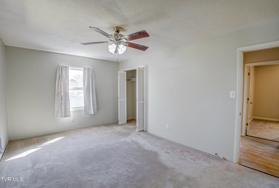 Photo #25: 1806 Dellwood Circle