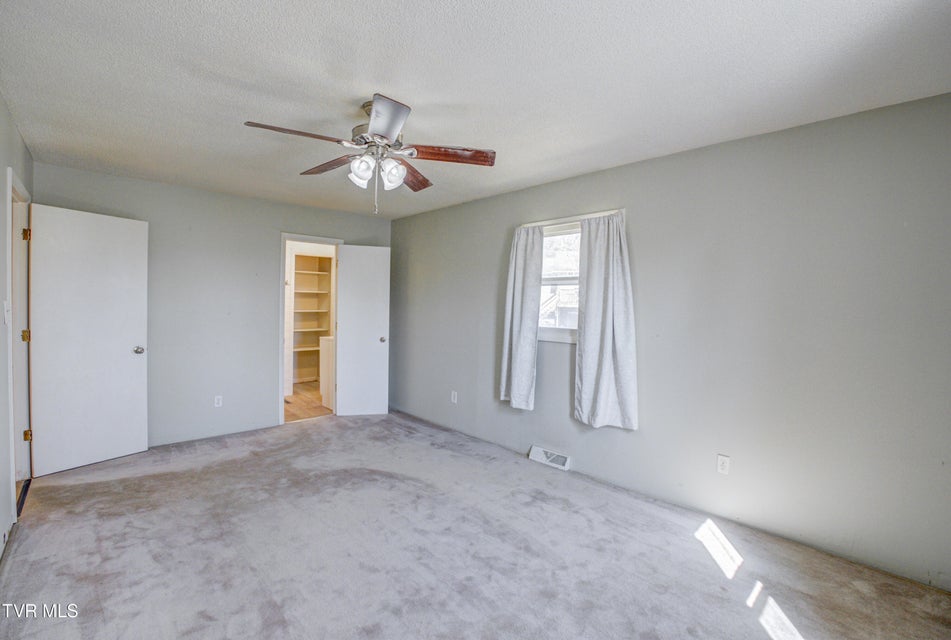 Photo #27: 1806 Dellwood Circle