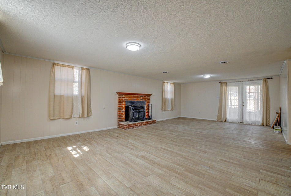 Photo #47: 1806 Dellwood Circle