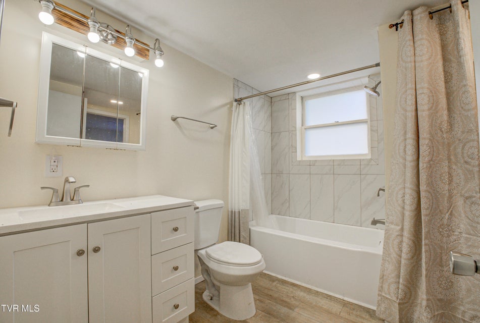 Photo #48: 1806 Dellwood Circle