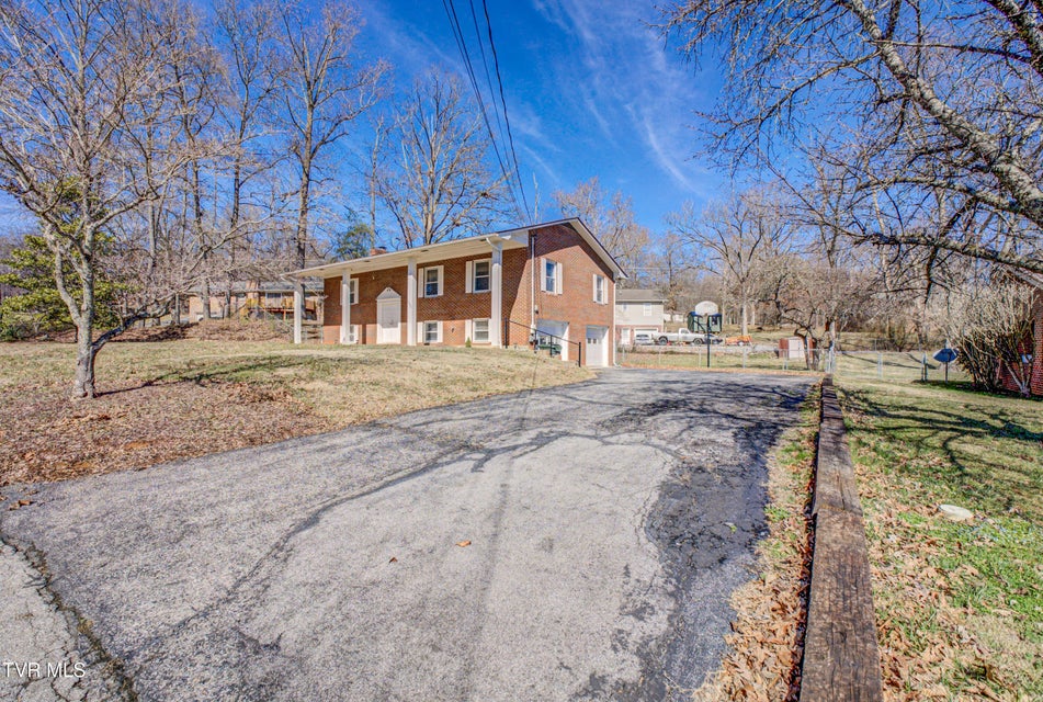 Photo #2: 1806 Dellwood Circle