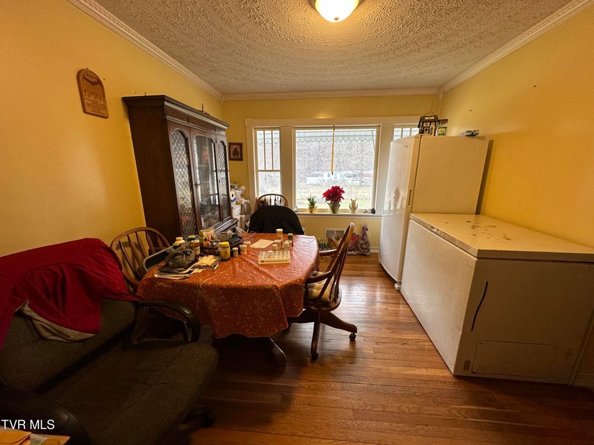 Photo #7: 229 Burnette Street