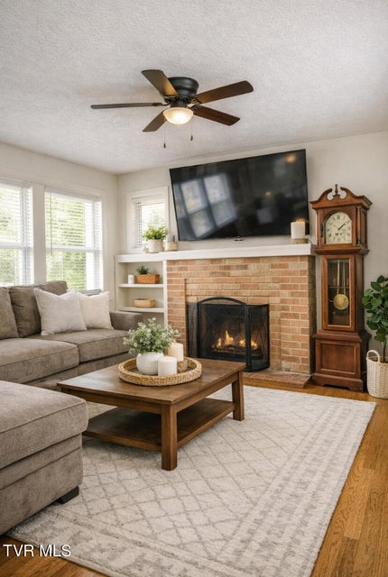 Photo #5: 529 Fulton Ave Avenue