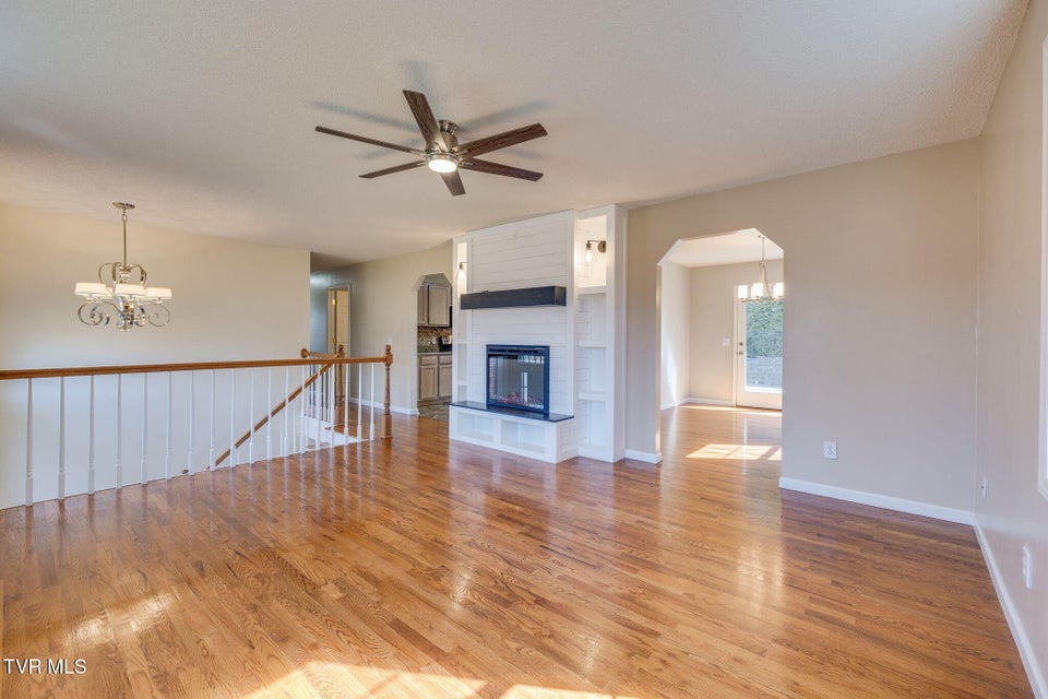 Photo #11: 117 Lancaster Road