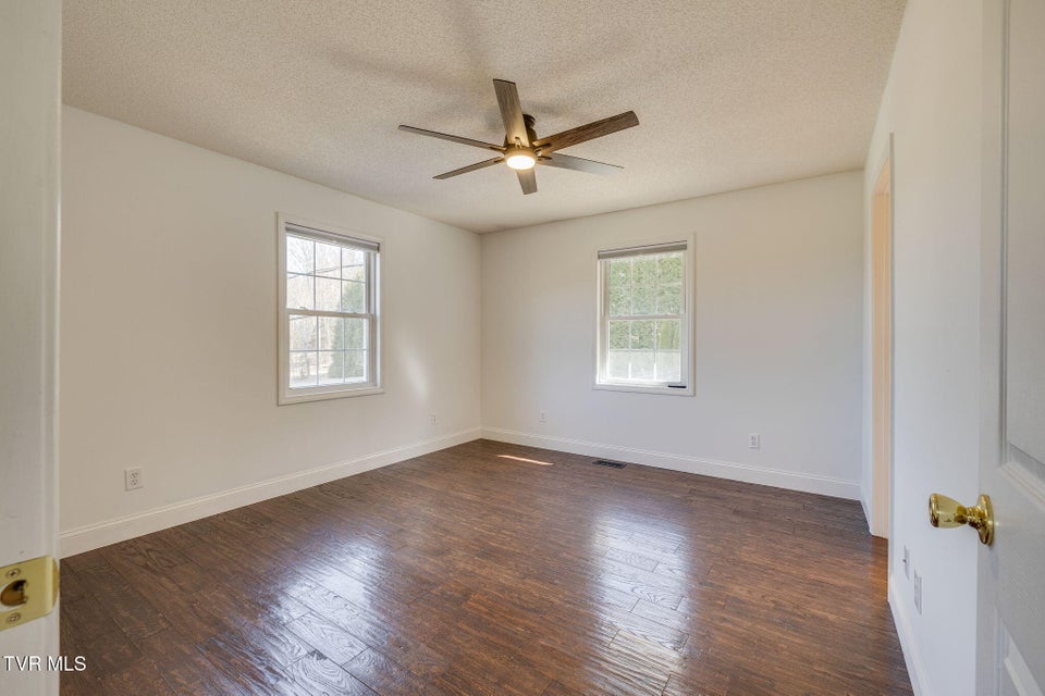 Photo #18: 117 Lancaster Road