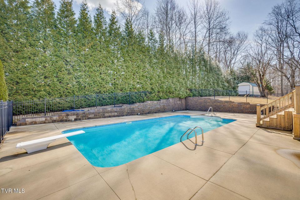 Photo #37: 117 Lancaster Road