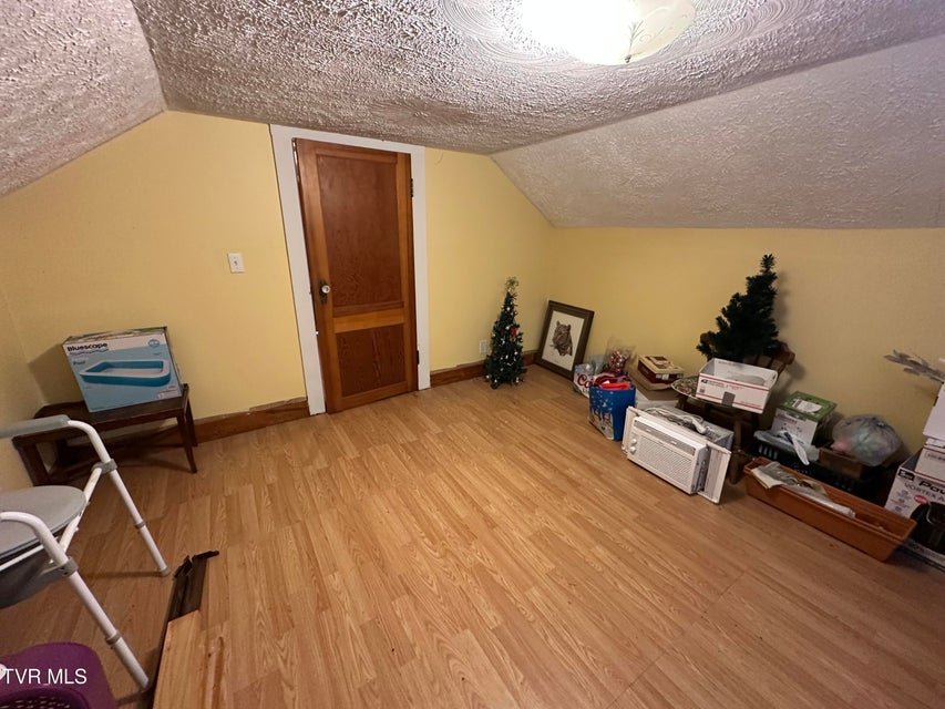 Photo #19: 229 Burnette Street