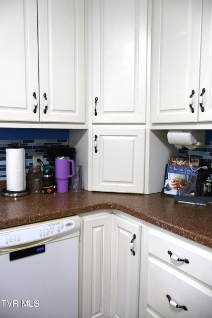 Photo #20: 188 Bryan Drive