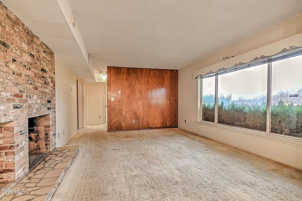 Photo #5: 210 Farmstead Lane