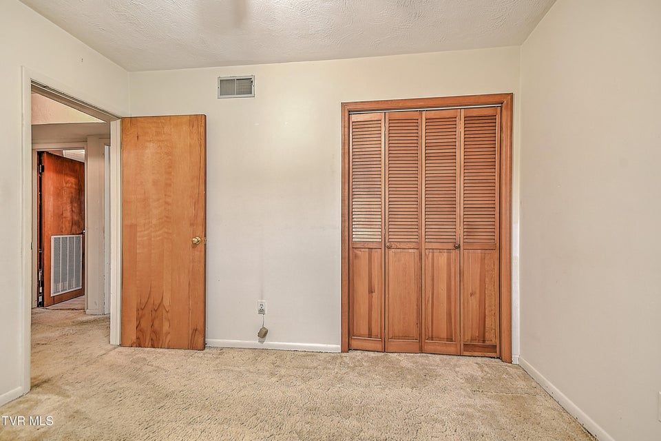 Photo #13: 210 Farmstead Lane