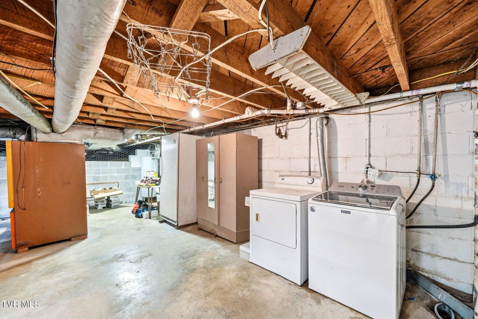 Photo #37: 213 Manville Road