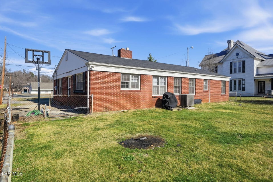 Photo #7: 213 Manville Road