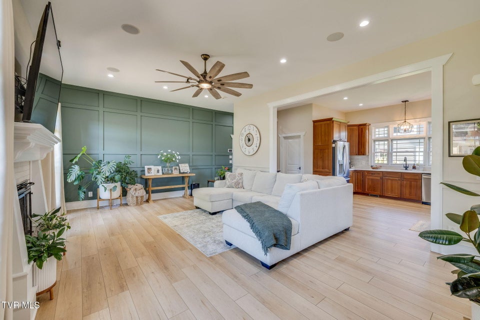 Photo #12: 2338 Edinburgh Channel Road