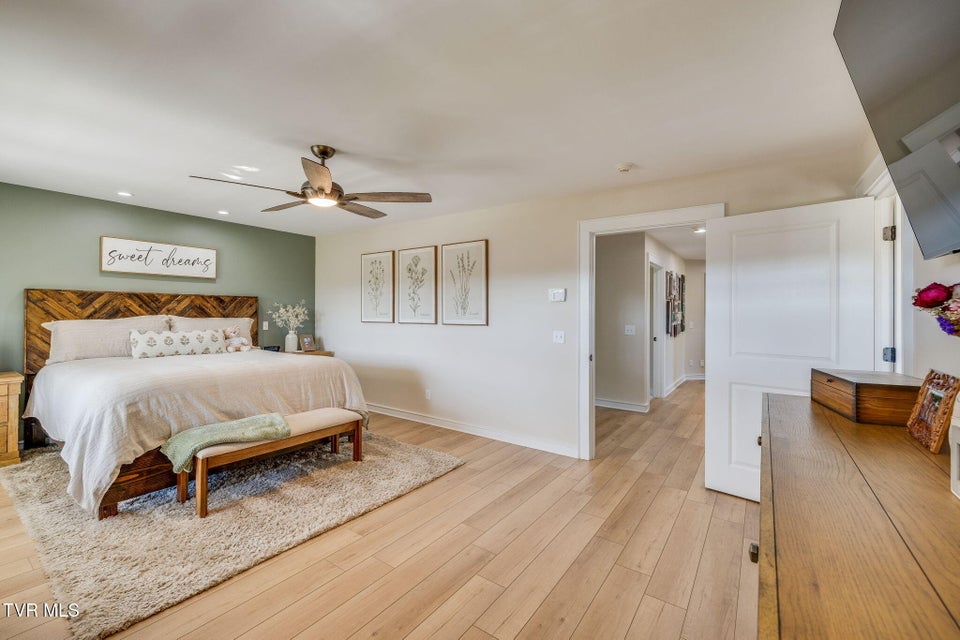 Photo #25: 2338 Edinburgh Channel Road