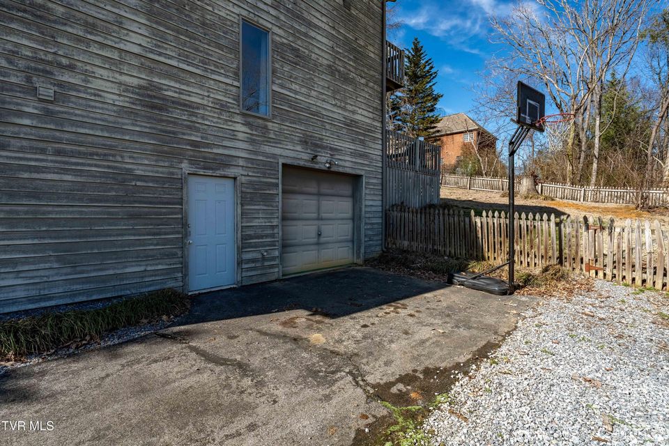 Photo #11: 3407 Bondwood Circle