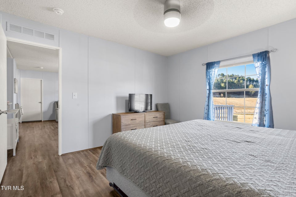 Photo #32: 1110 Miller Road