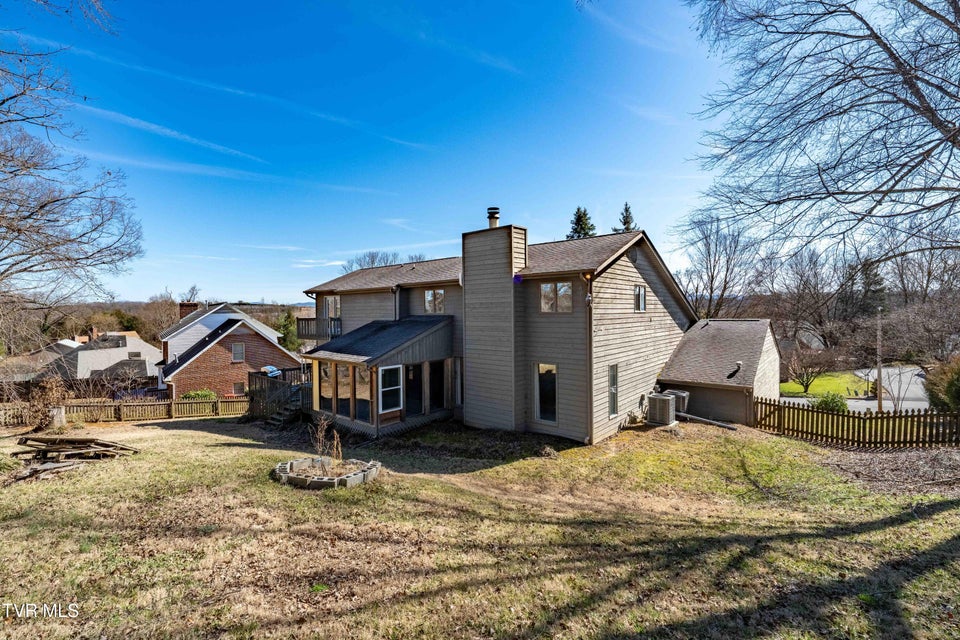 Photo #16: 3407 Bondwood Circle