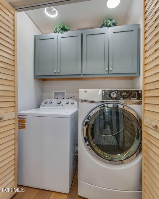 Photo #26: 319 Ohio Avenue