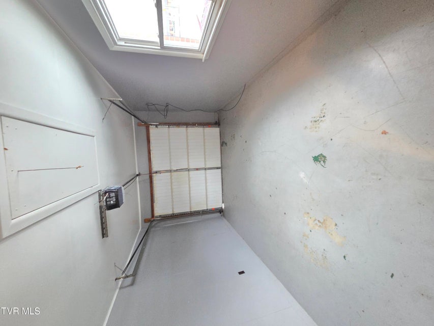 Photo #31: 1914 Oakland Avenue