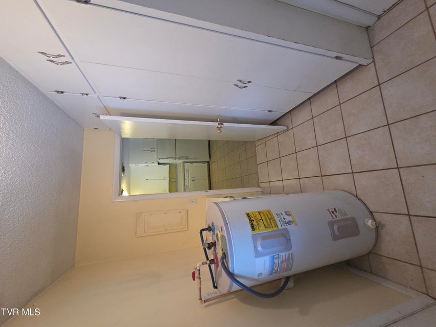 Photo #32: 1914 Oakland Avenue