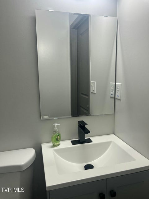 Photo #29: 1133 Cherry Street