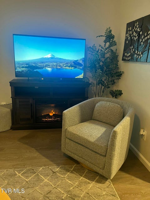 Photo #7: 1133 Cherry Street