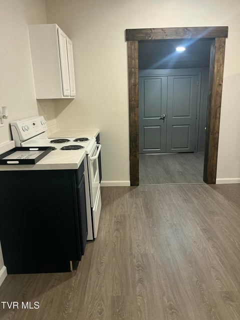 Photo #15: 1133 Cherry Street