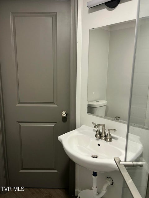 Photo #26: 1133 Cherry Street