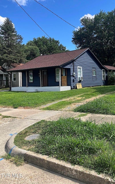 Photo #2: 1133 Cherry Street