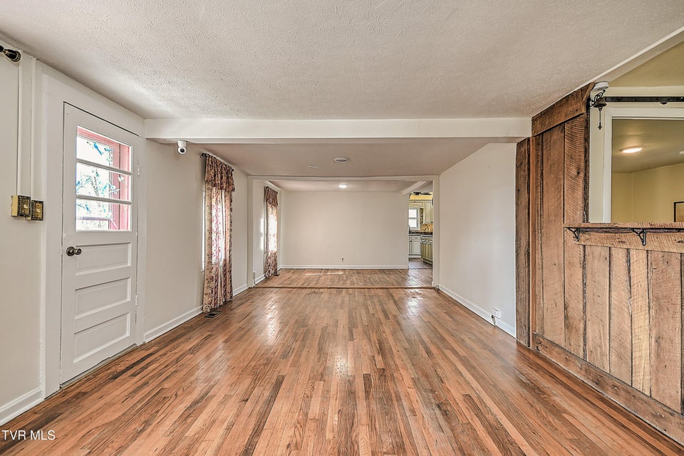 Photo #6: 634 Cherokee Drive