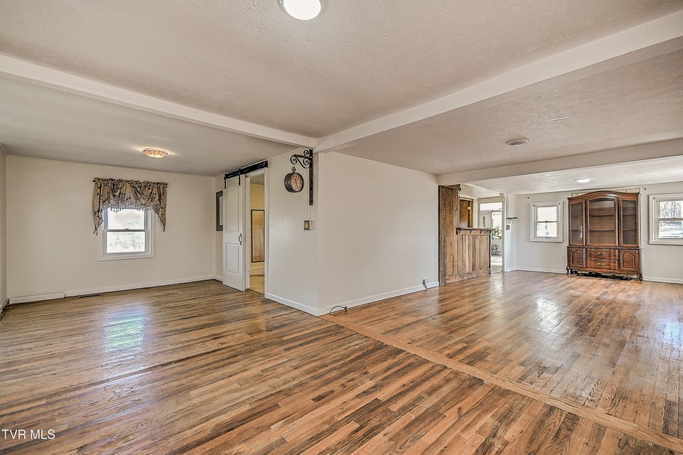 Photo #11: 634 Cherokee Drive