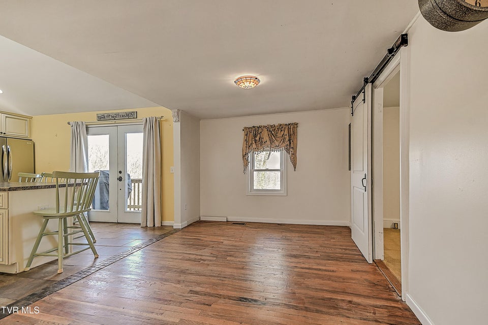 Photo #21: 634 Cherokee Drive