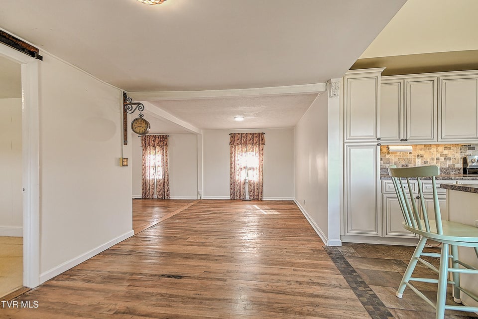 Photo #23: 634 Cherokee Drive