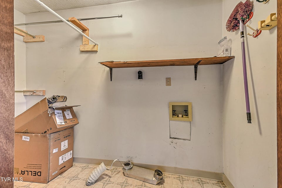 Photo #35: 634 Cherokee Drive