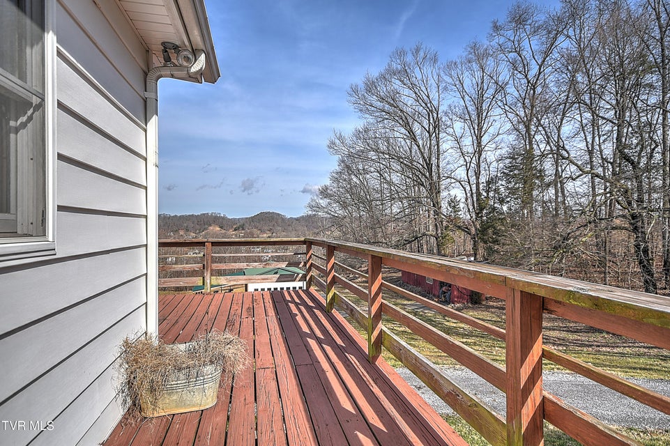 Photo #42: 634 Cherokee Drive