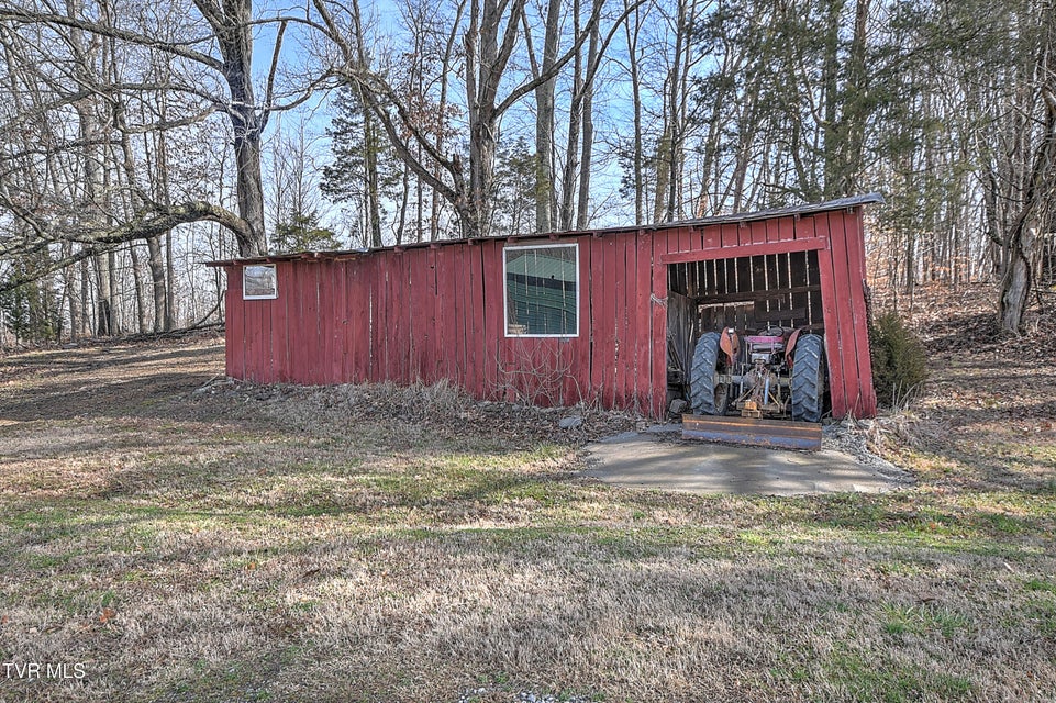 Photo #43: 634 Cherokee Drive