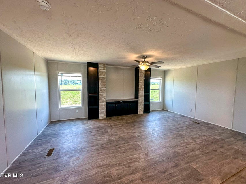 Photo #14: 1515 River Path Path