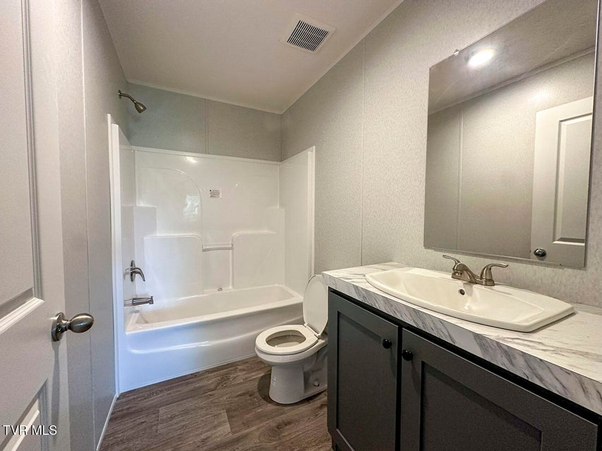 Photo #18: 1515 River Path Path